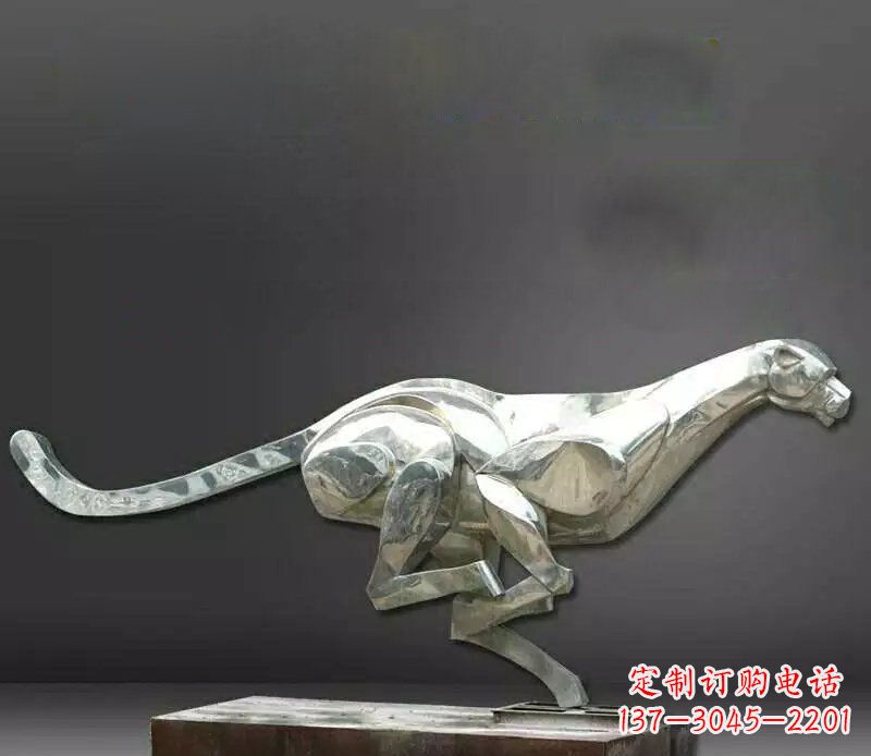 开封公园不锈钢奔跑的豹子动物雕塑