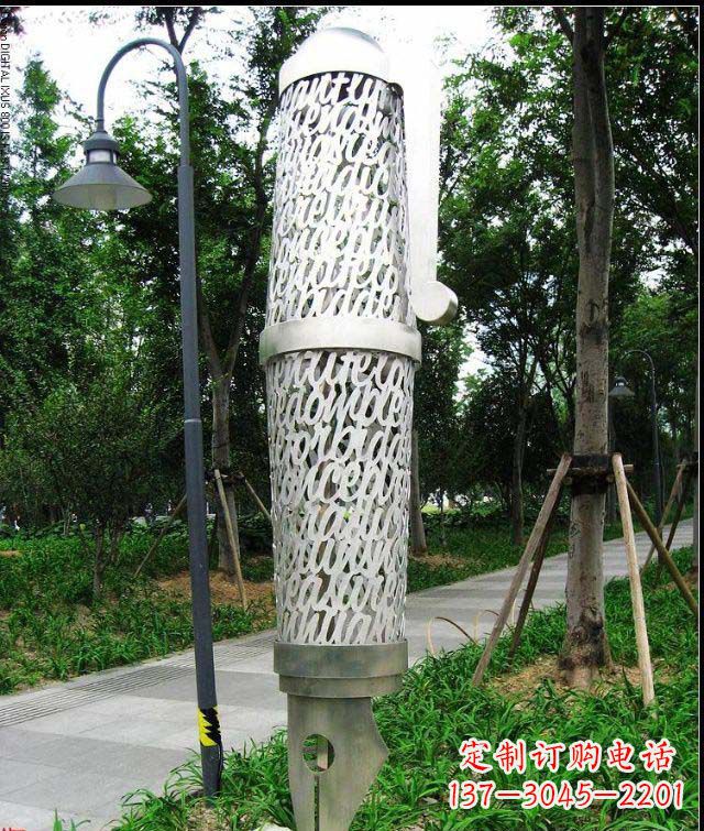 开封公园和空间绚丽抽象钢笔雕塑