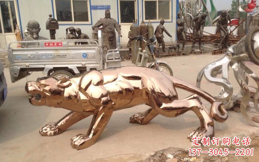 开封公园不锈钢动物豹雕塑