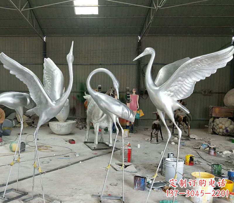 开封艺术雕刻仙鹤不锈钢雕塑