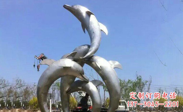 开封公园不锈钢海豚嬉戏雕塑