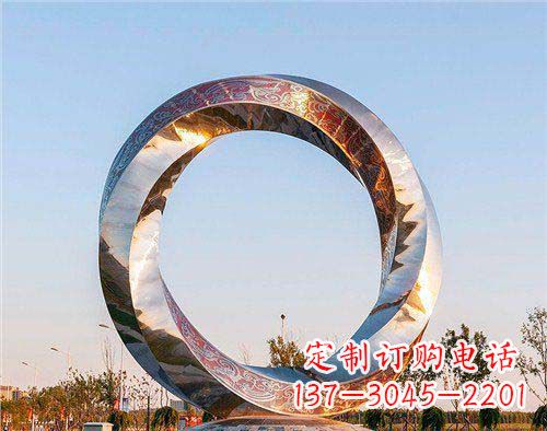 开封精美的不锈钢圆环景观雕塑