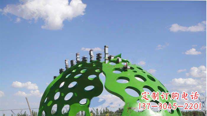 开封约克公园不锈钢镂空半圆拱门雕塑