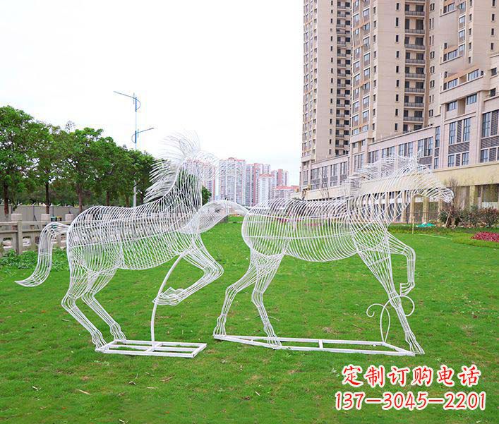 开封不锈钢马雕塑