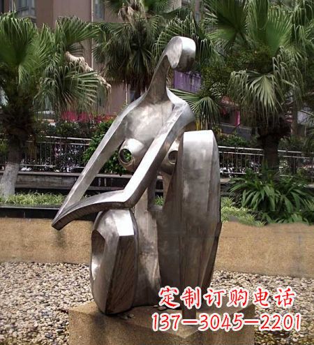 开封现代艺术风格的不锈钢女人雕塑