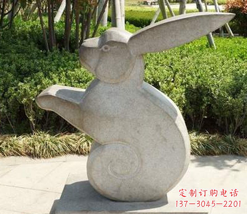 开封公园动物大兔子雕塑