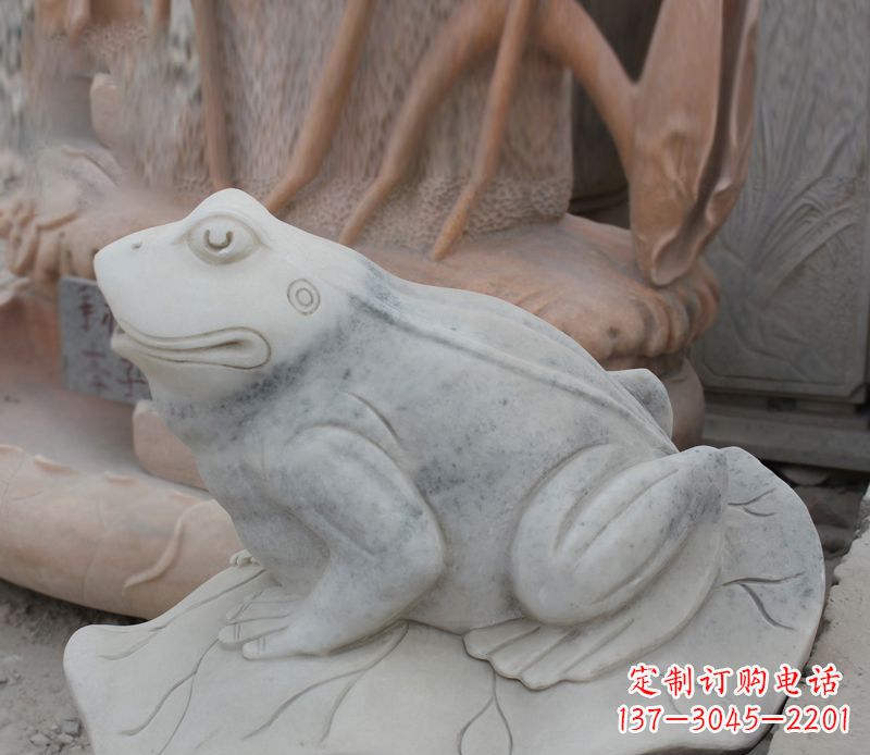 开封公园动物青蛙景观石雕