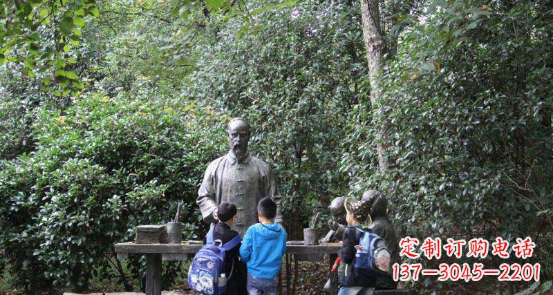 开封小孩领雕塑——让孩子永记知识