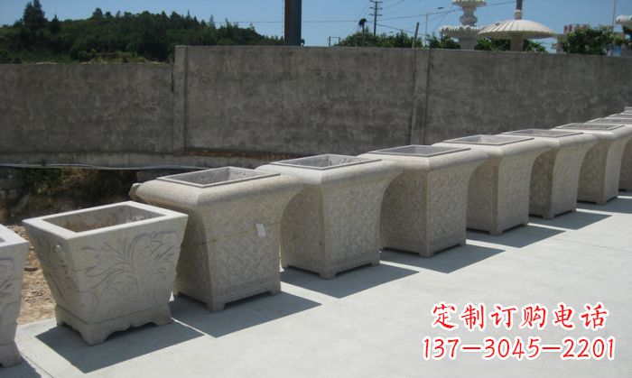 开封大理石花盆石雕 – 在公园展现精美自然风貌