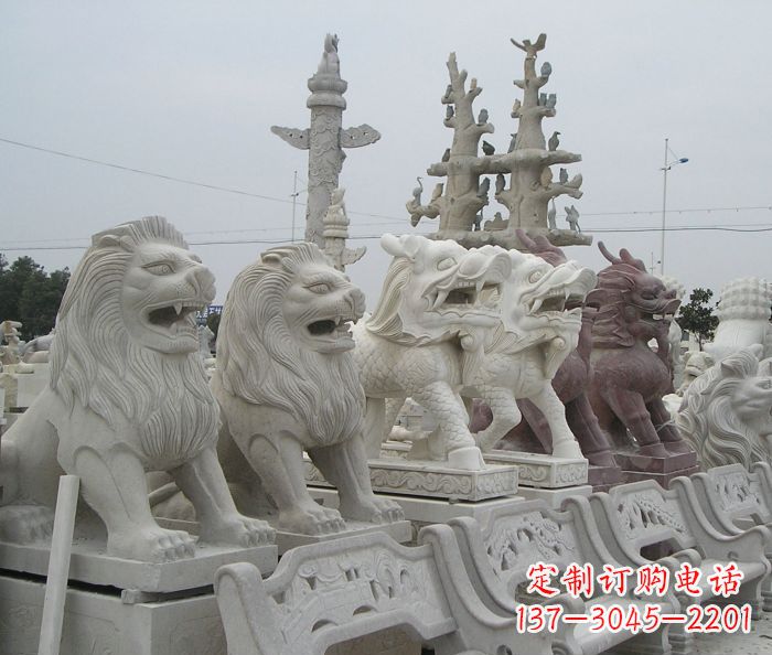 开封新中式金色狮子雕塑