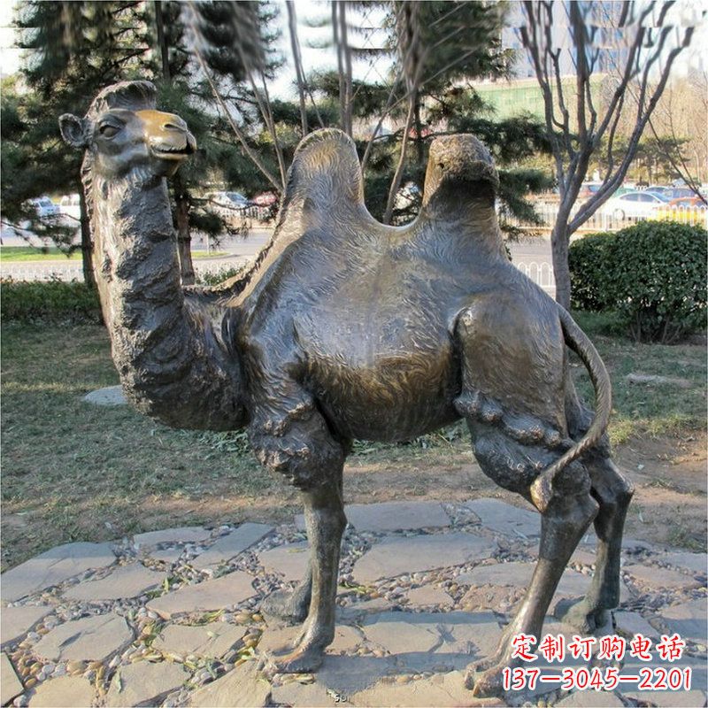 开封精美绝伦的室内装饰品——骆驼铜雕