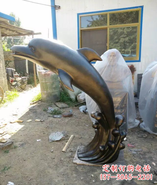 开封海豚铜雕塑,精美艺术之作