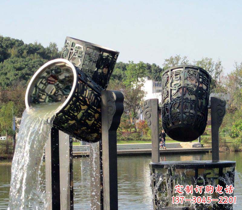 开封公园水缸喷泉铜雕