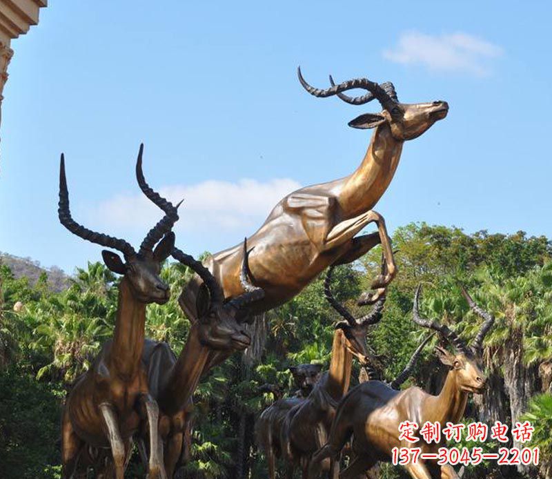 开封立体雕塑——羚羊奔跑