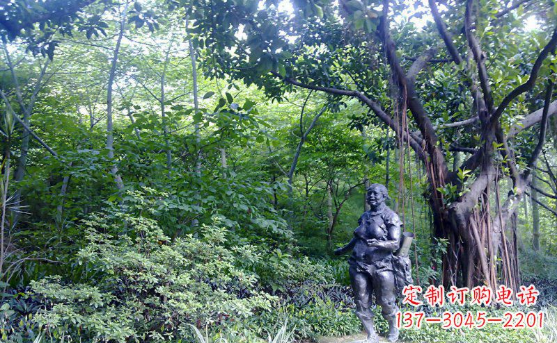 开封铜雕西方女人人物雕塑