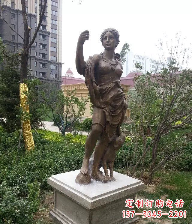 开封公园西方女人人物铜雕_1