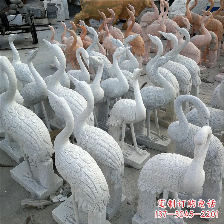开封公园仙鹤草坪动物石雕摆件