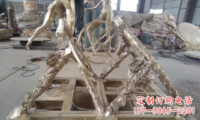 开封古代浑天仪铜雕 (2)