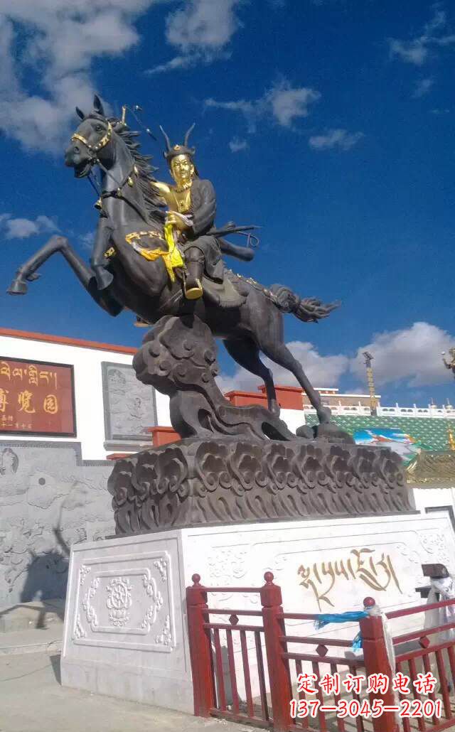 开封古代骑马人物雕塑