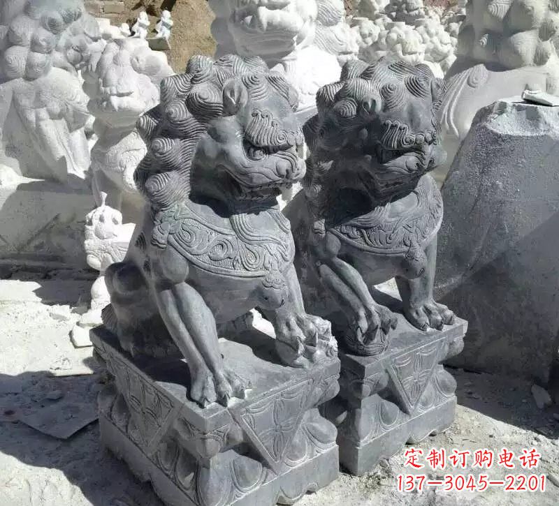 开封古代青石狮子雕塑