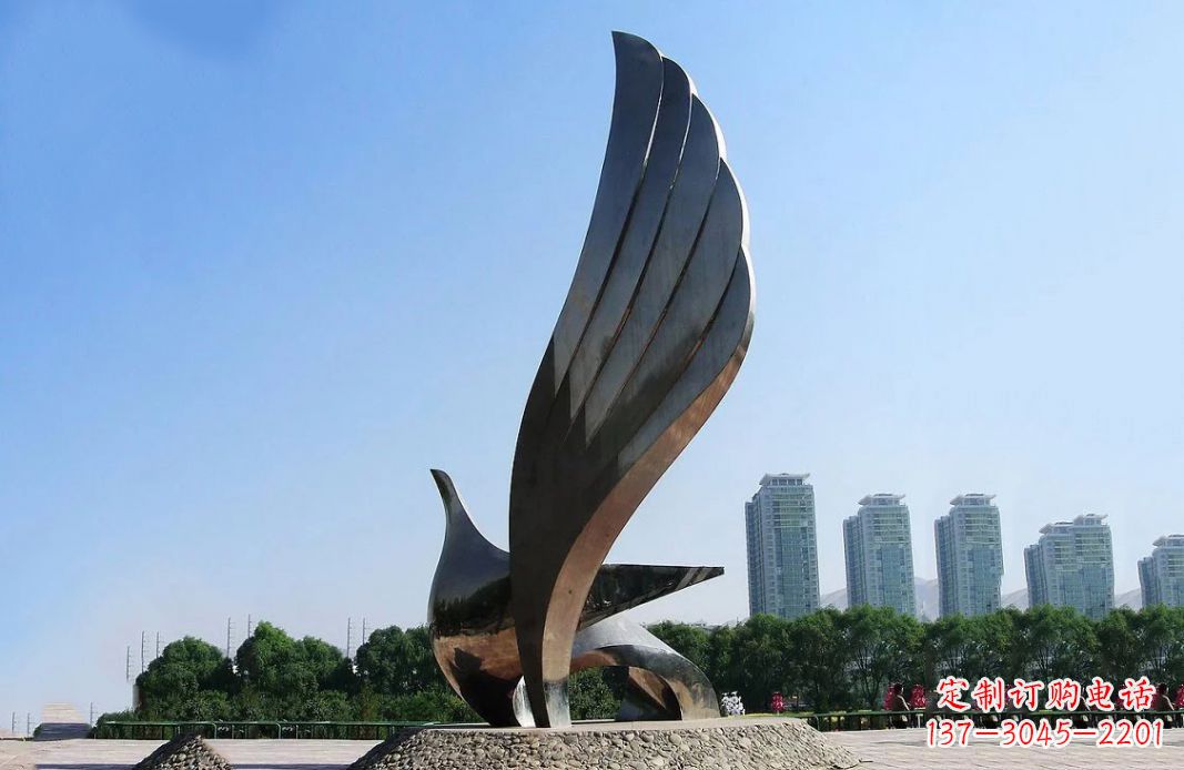 开封广场不锈钢抽象鸽子雕塑