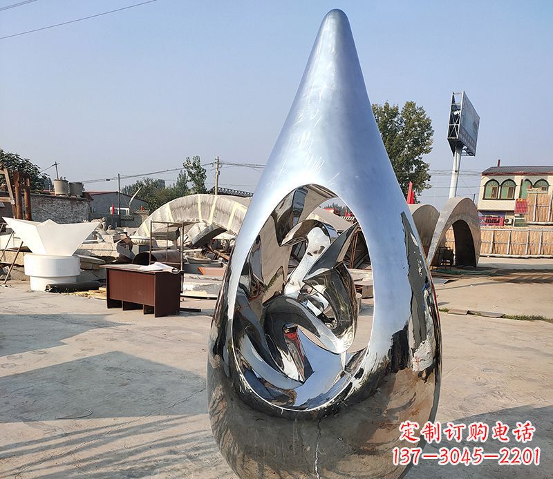 开封广场不锈钢镜面水滴雕塑
