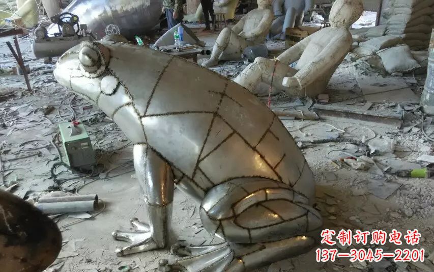 开封中领雕塑精美不锈钢青蛙动物雕塑