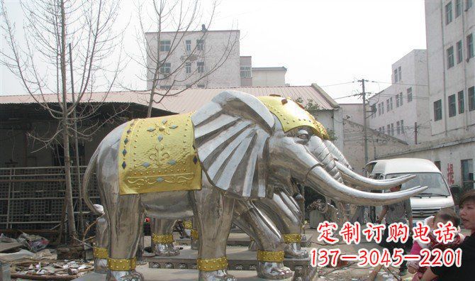 开封巨大不锈钢大象雕塑