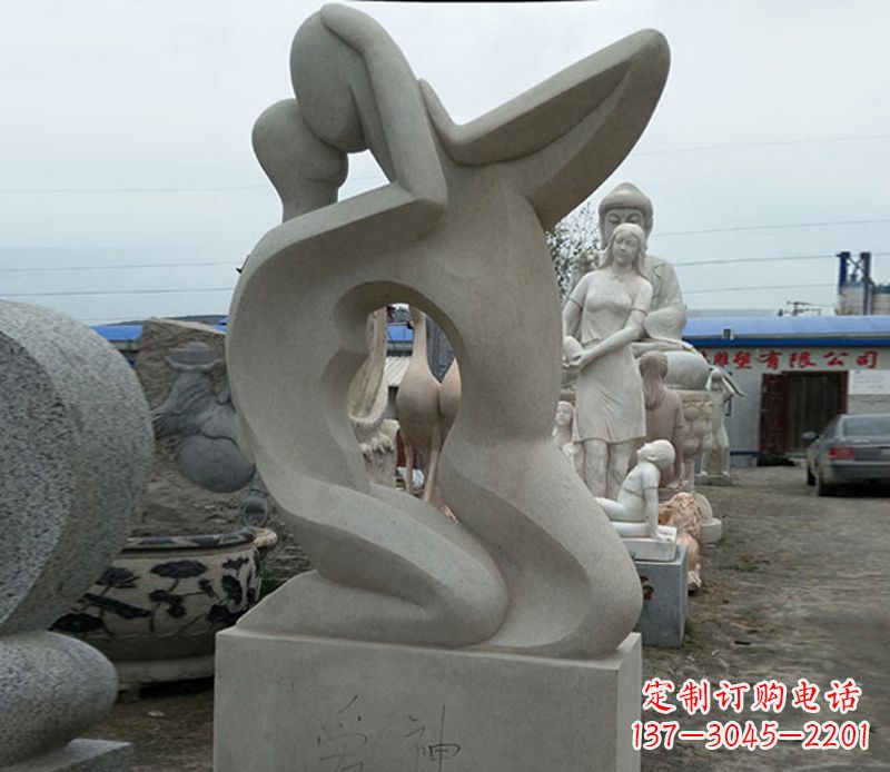 开封情侣石雕:给浪漫爱情永恒的礼物