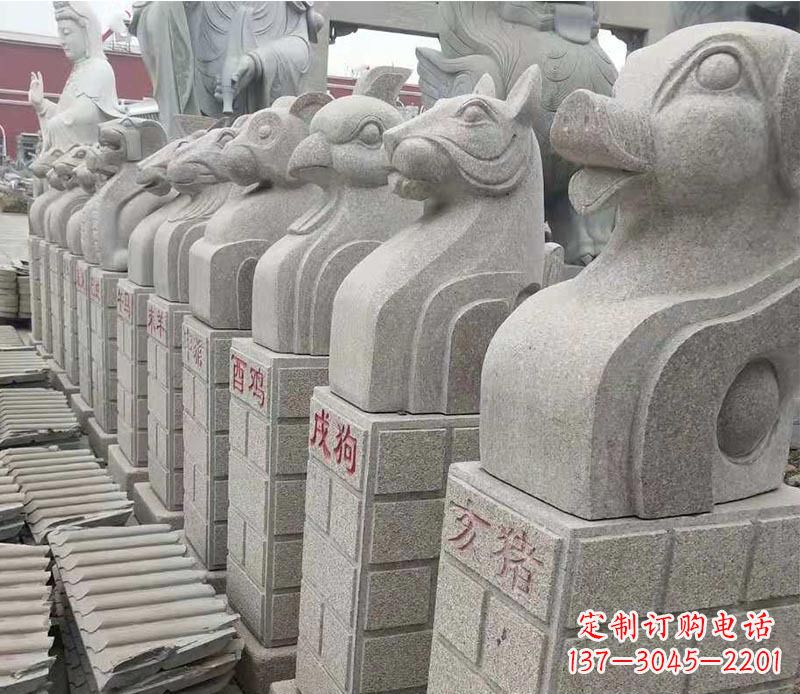 开封广场十二生肖景观石雕
