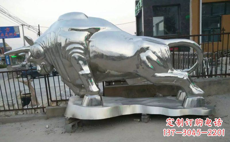 开封独特的拓荒牛不锈钢雕塑