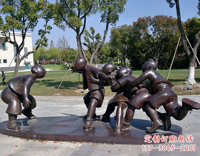 开封中领雕塑老鹰抓小鸡铜雕塑
