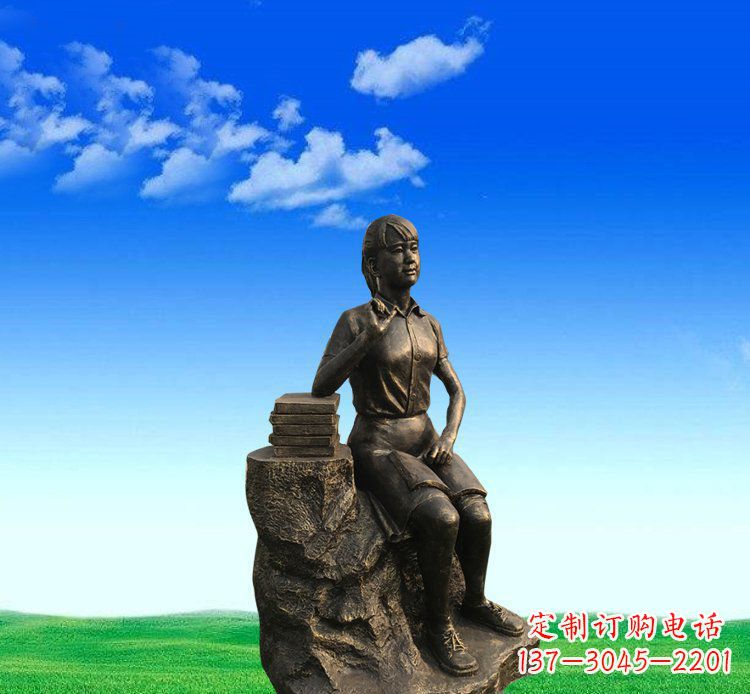 开封展现美丽的美女雕塑