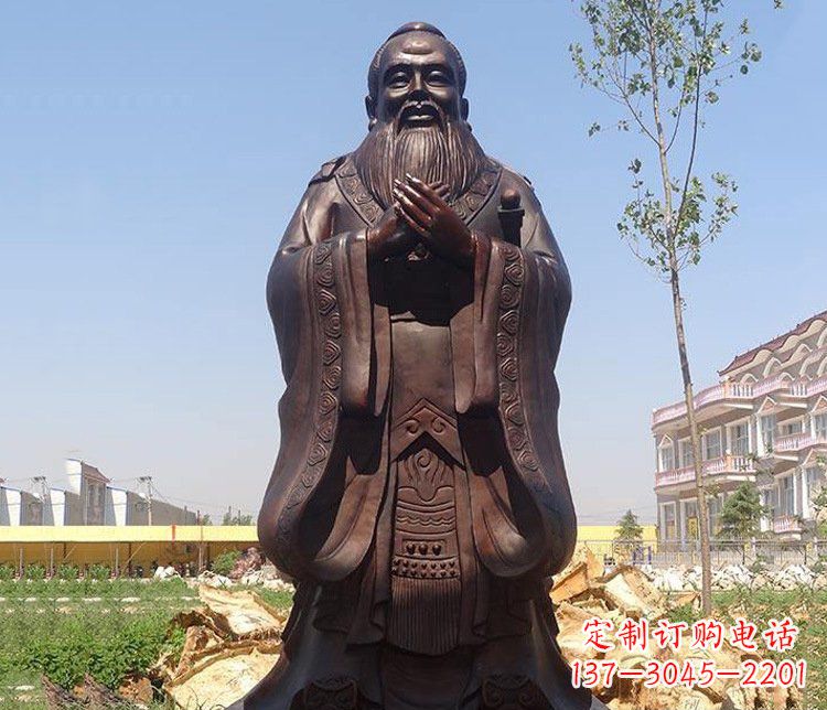 开封精美的纪念孔子雕像，珍藏中华文化精髓