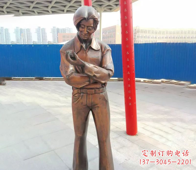 开封中领雕塑的女性人物铜雕