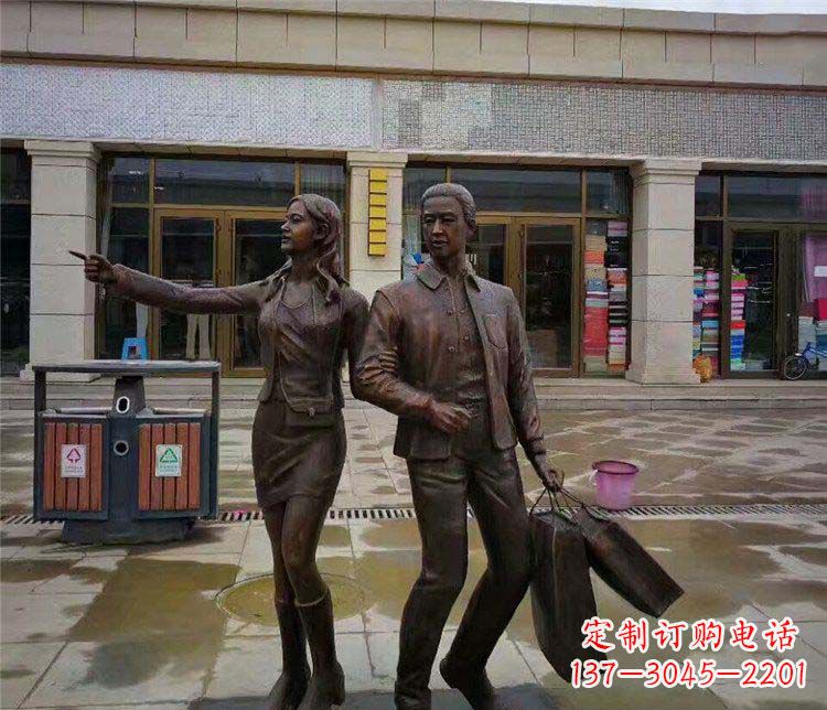 开封唯爱永恒:情侣雕塑