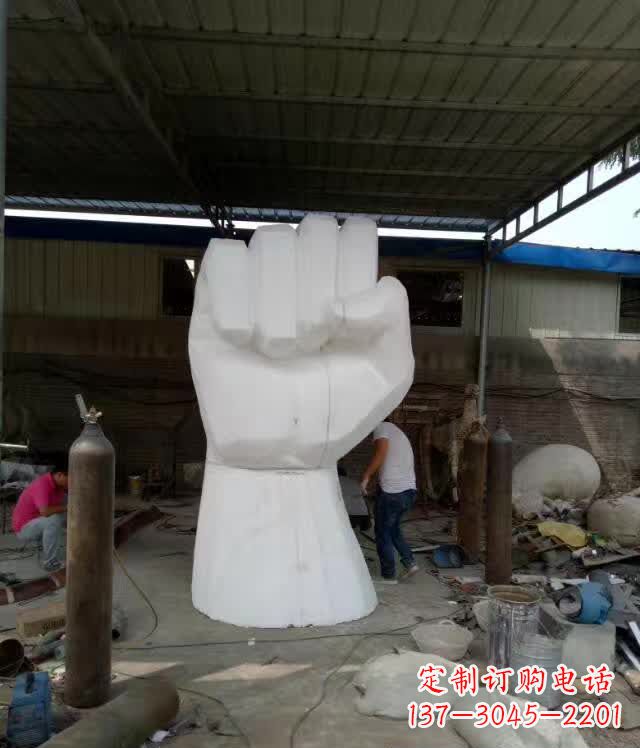 开封中领雕塑推出户外不锈钢拳头雕塑