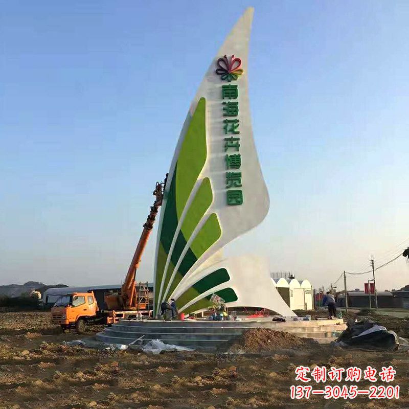 开封美丽的蝴蝶造型景观雕塑