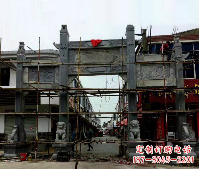 开封中领雕塑-精美街道三门石雕牌楼