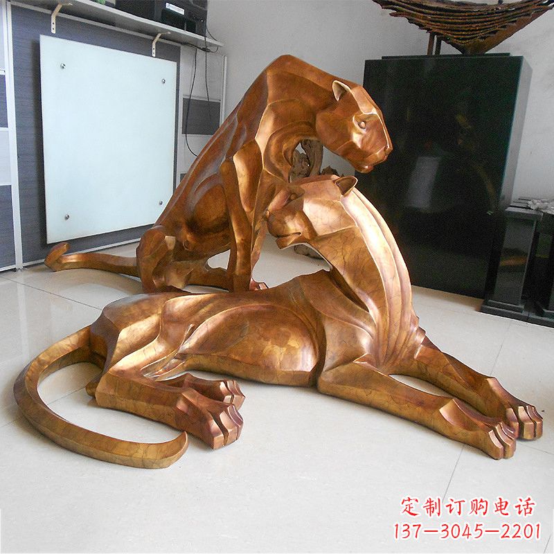 开封草坪广场商场十二生肖铜雕豹塑