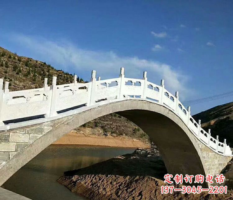 开封卓越之作：汉白玉拱桥雕塑
