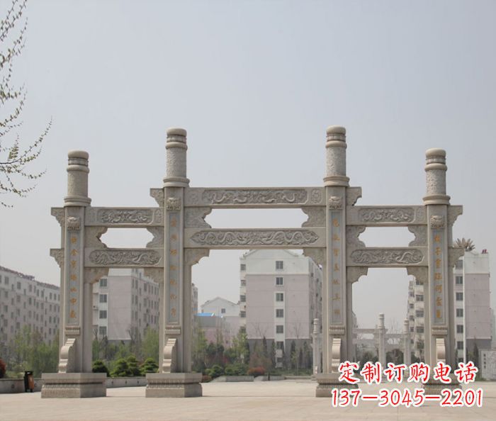 开封上中领雕塑：牌坊石雕定制