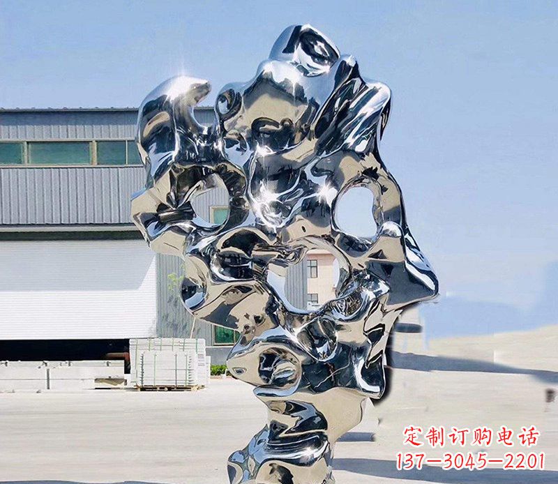 开封太湖石雕塑,完美结合不锈钢镜面