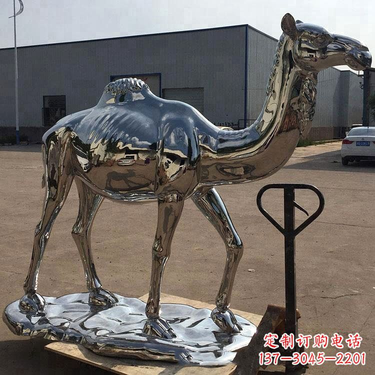 开封镜面不锈钢骆驼雕塑生动又独特