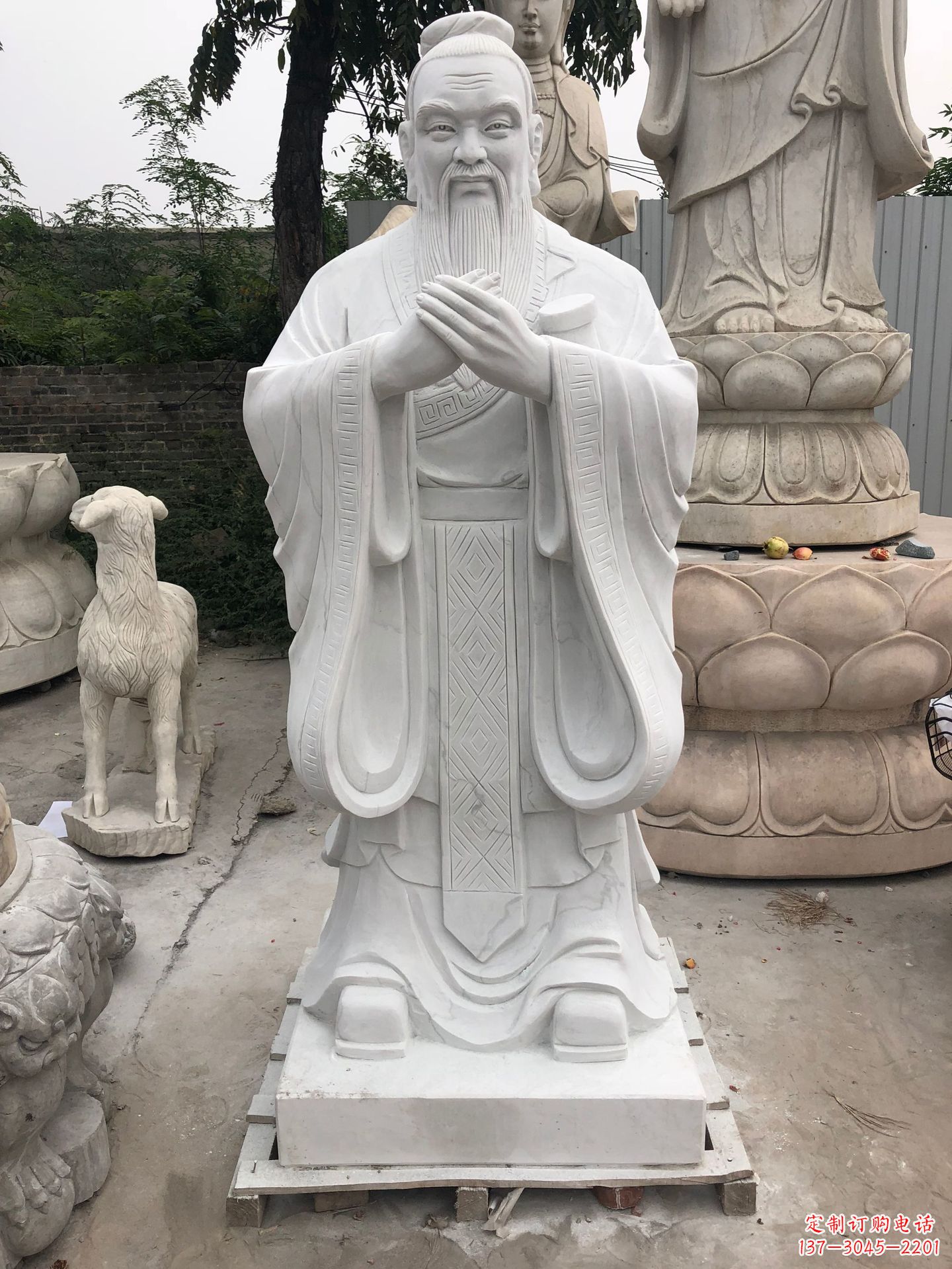 开封孔子人物铜雕塑