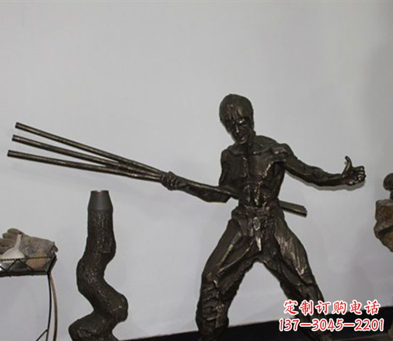 开封海量李小龙铜雕尽显功夫之美