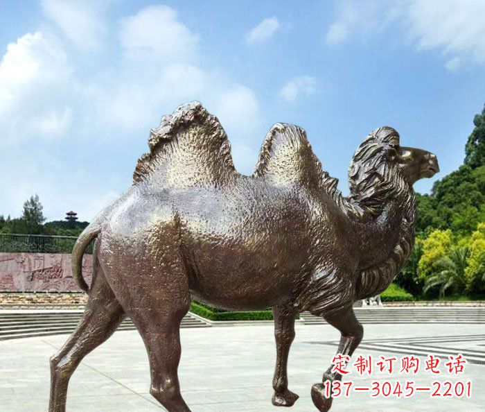 开封骆驼动物铜雕 (2)