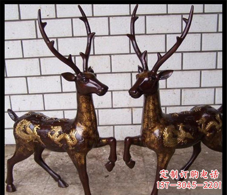 开封中领雕塑梅花鹿玻璃钢动物雕塑是一款造型精…