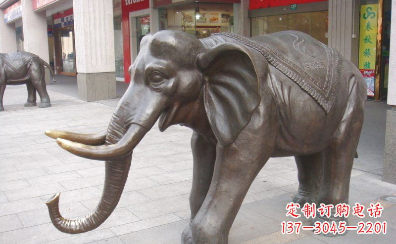 开封祥和如意的铜制大象雕塑