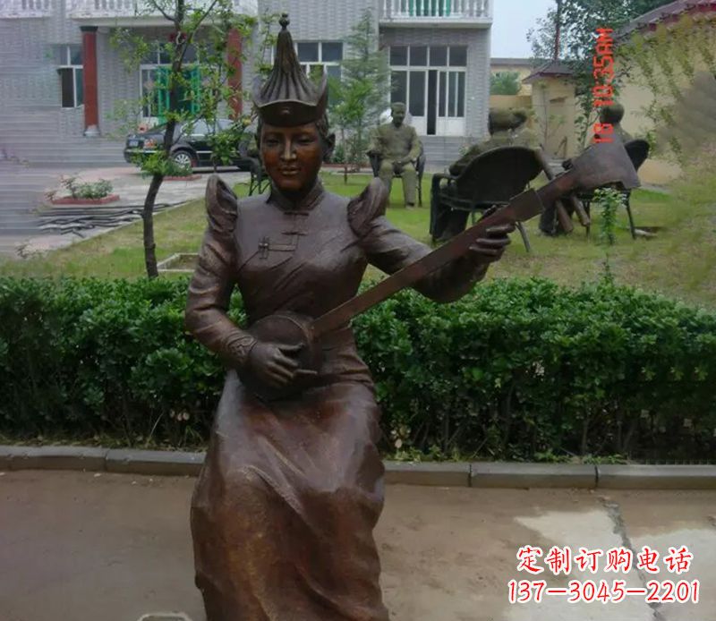 开封中领雕塑:激发女性精神魅力的铜雕塑